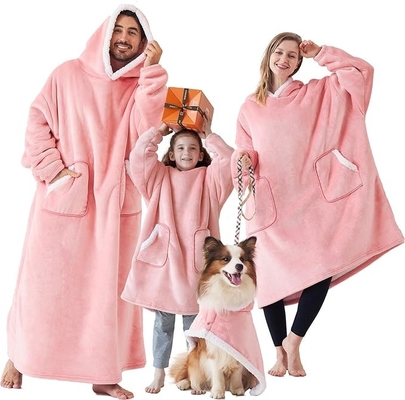 Lông vải flannel Oodie chăn đeo với túi và tay áo